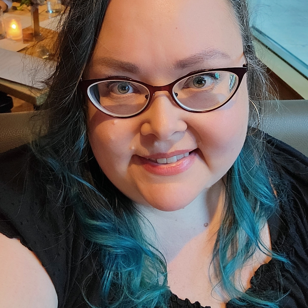 Meet your Posher, Laurie